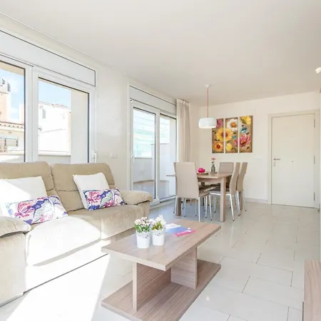 Apart-rent Francesc Macià ático Apartamento