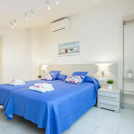 Apartment Apart-rent Francesc Macia Penthouse 2000 *